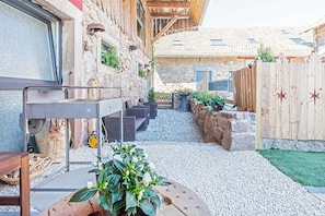 Cottage Familial, salle de bains privée, vue cour intérieure (SPA & Sauna) | Extérieur