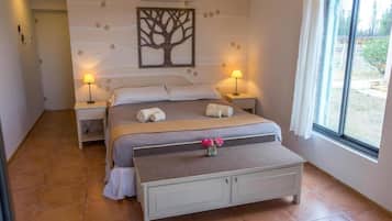 Decoración individual, camas supletorias, wifi gratis y ropa de cama