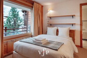 Title - Very nice apartment at the heart of Verbier. It is located in 2 minutes of the central place, the sh (Verbier)