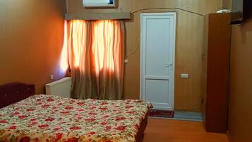 Classic Double Room | Living area