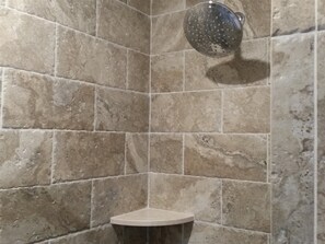 Ferienhaus | Dusche im Bad