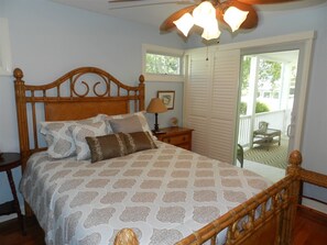 House | 3 bedrooms, iron/ironing board