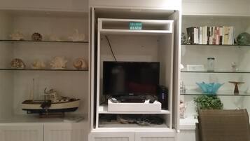 House | 2 bedrooms, free WiFi