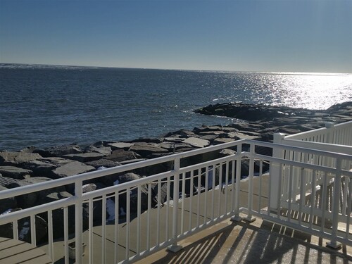 Nw123b Seaspray Court