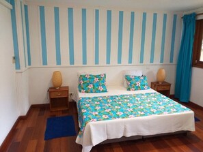 2 bedrooms, WiFi, bed sheets