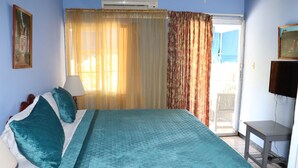 Chambre Double, 1 très grand lit