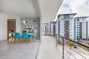 Klassiek appartement, 3 slaapkamers | Dineerruimte