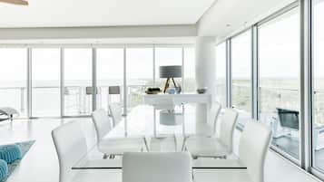 Panoraamahuoneisto | Oleskelualue | Älytelevisio