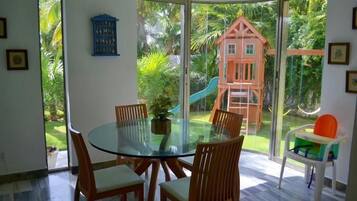 Rumah Grand | Ruang makan