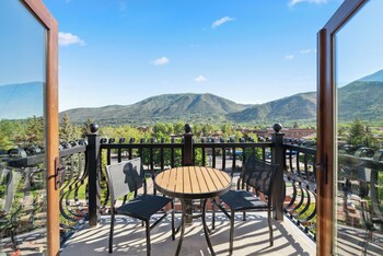 Balcony at The Aspen Mountain Residences