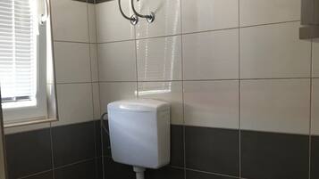 Departamento clásico, vista al mar | Baño | Papel de baño
