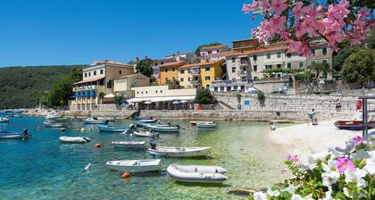 Unique, romantic and completely private