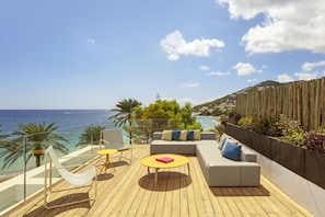 Suite, 1 King Bed, Sea View (Terrace) | Hypo-allergenic bedding, pillowtop beds, minibar, in-room safe