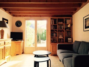 TV, DVD player, video library, stereo - House of subdivision, Le Croisic (Le Croisic)