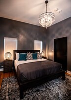 Luxurious Urban Suite 2