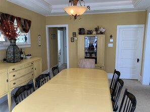 House | In-room dining - Cm815 Columbia Avenue (Cape May)