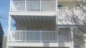 House | Parking - Nw411 East 4th Avenue, Unit B (North Wildwood)