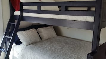 Rumah | 4 kamar tidur dan Wi-Fi gratis