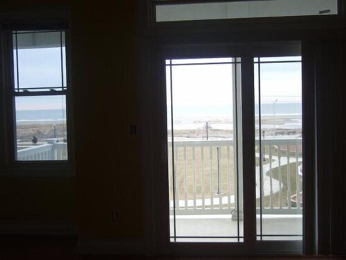 Wc407 East Palm Road, Unit 202