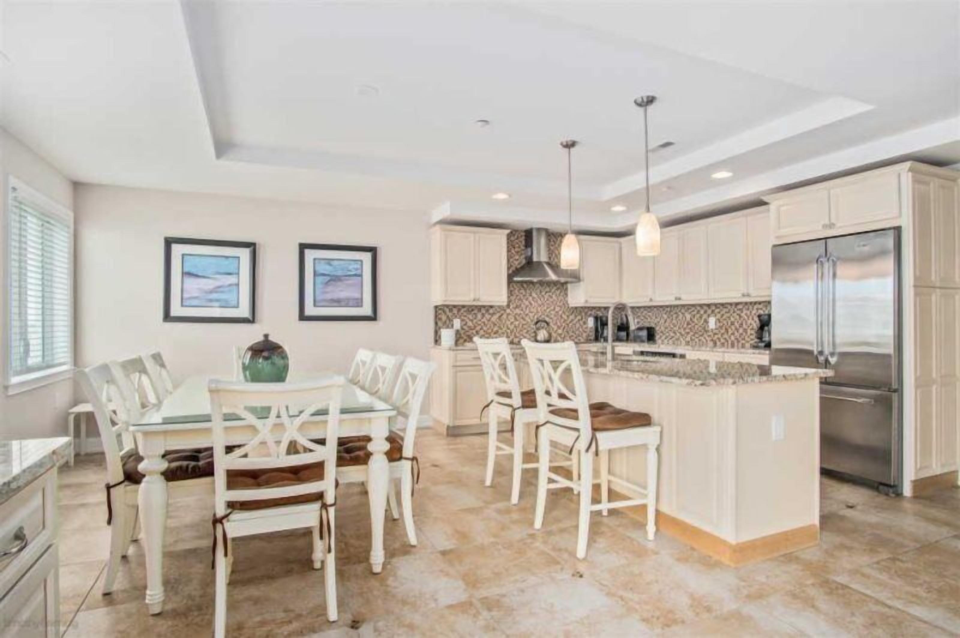 House | Private kitchen | Dishwasher, cookware/dishes/utensils