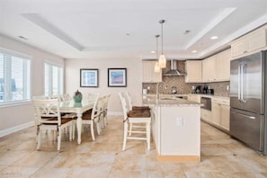 House | Private kitchen | Dishwasher, cookware/dishes/utensils - 407 East Monterey Avenue - 501 (Wildwood Crest)