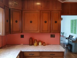 House | Private kitchen - Wc302 East Miami Avenue, 1st Floor (Wildwood Crest)