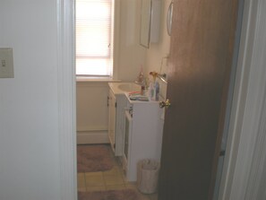 House | Bathroom