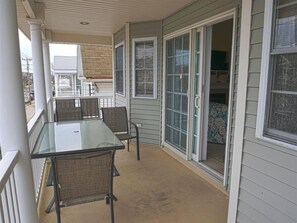 House | Terrace/patio