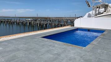 Rumah | Kolam renang | Kolam renang outdoor dan sebuah kolam renang air hangat