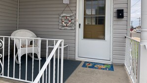 House | Porch - Wc8403 New Jersey Avenue (Wildwood Crest)