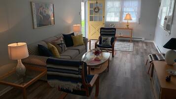 House | Living area | TV