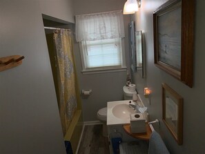 House | Bathroom