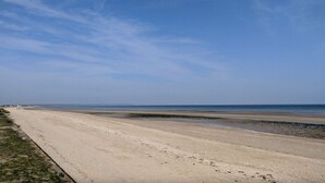 Nær stranden