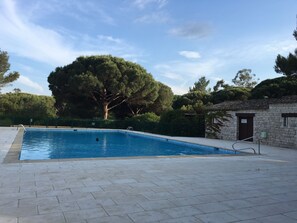 Utomhuspool