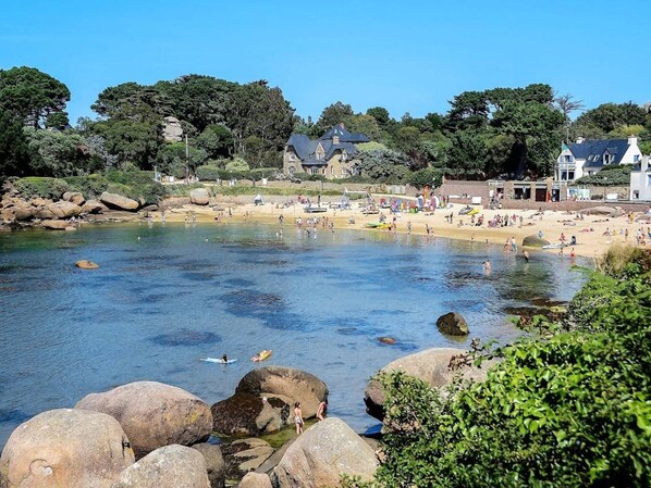 On the beach - Cozy Apt with Terrace, 100m from St-Guirec Beach - Ploumanac'h (Perros-Guirec)