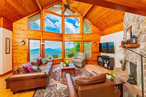 Mountain Lure: VIEWS OF BLUE RIDGE MTNS & LAKE LURE - NEAR ASHEVILLE & BLACK MTN