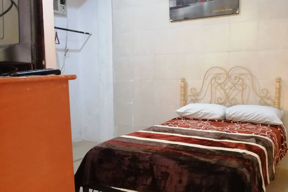 Classic Room, 1 Double Bed | Down duvets, free WiFi
