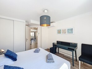 3 bedrooms, iron/ironing board, travel cot, WiFi - Modern bright 3 BR 2019 refurb Croisette 1 mn, Heart Cannes Olam Properties (Cannes)