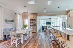 Dining - KeriHil South* (Santa Rosa Beach)