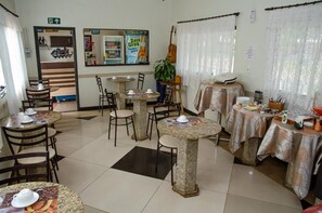 Dining - Hotel e Espetaria Della Vita (Gloria de Dourados)