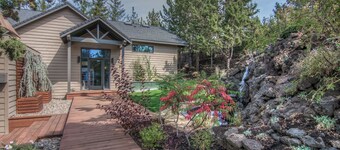 Bend Mountain Modern - 2000 SF w / kylpylä, yläkerrassa, firepit, AC 