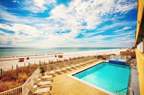 Piscine couverte, piscine chauffée