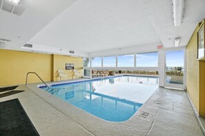 Innenpool, beheizter Pool