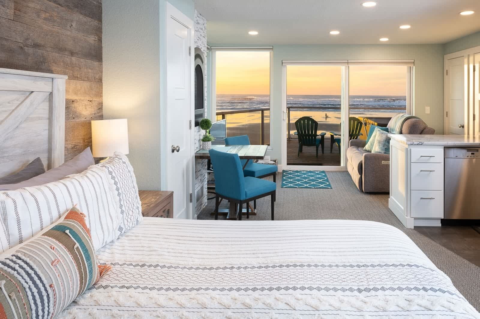 熨斗/熨衫板、Wi-Fi、床單