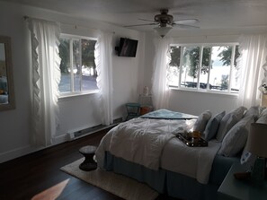 2 Schlafzimmer, Schreibtisch, Bügeleisen/Bügelbrett, kostenloses WLAN