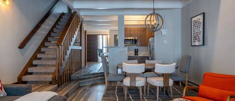 Televisión y chimenea