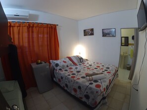 4 bedrooms, Internet - CASA ENILDA 2532
Habitaciones en Casa Familiar en Manga
(Cartagena)