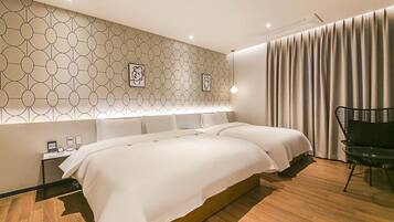 Family Twin Room | Individually decorated, individually furnished, free WiFi, bed sheets