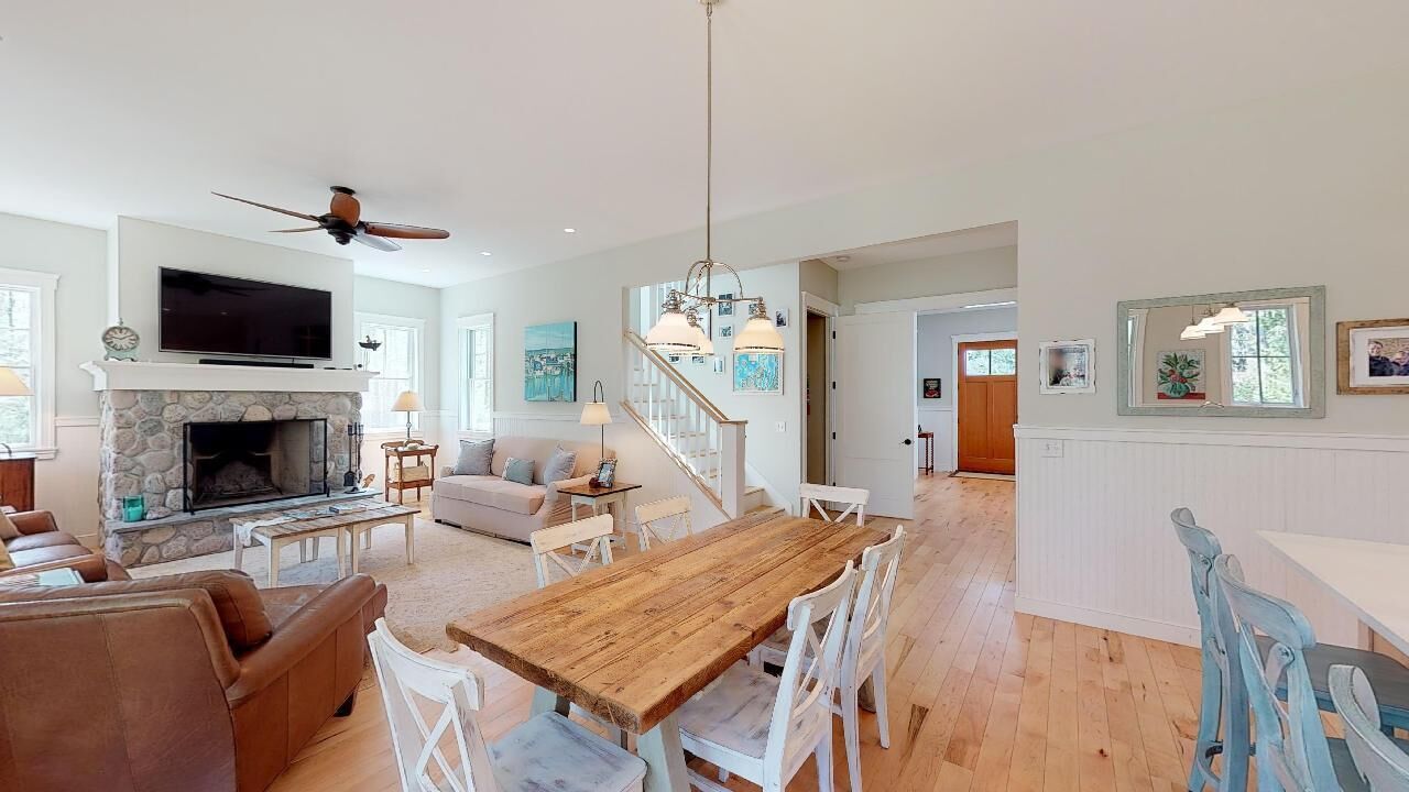 August 18 - Sept 7 available. New, gorgeous 5 bedroom property in town! 