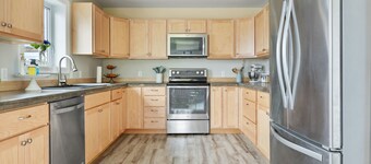 "Sitka Harborview" | Downtown Sitka | Water Views!